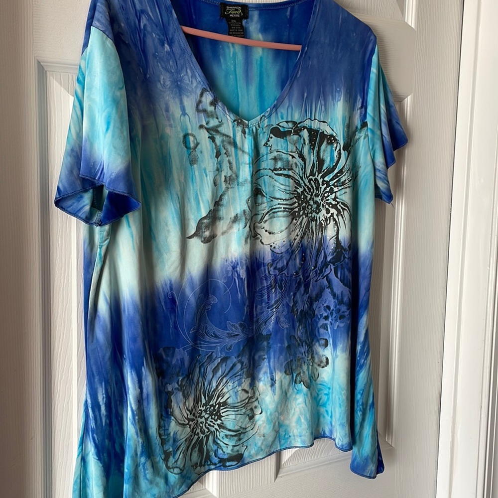 SHANNON FORD BLUE TOP WITH CRYSTALS
